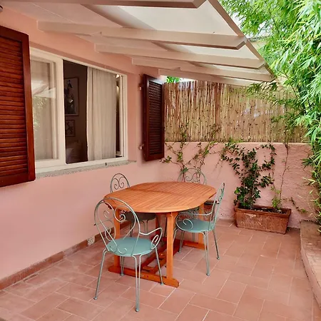Monolocale Il Giardino Di Gaia بيت للعطل بورتوفيرّايو